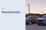 financial lease begrippenlijst thumbnail met 2 auto's op parkeerplaats